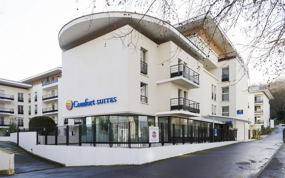 Comfort Suites Le-Port-Marly Paris Ouest Le Port-Marly Exterior foto
